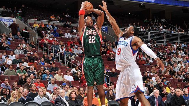 赛吸引了众 赛吸引了众