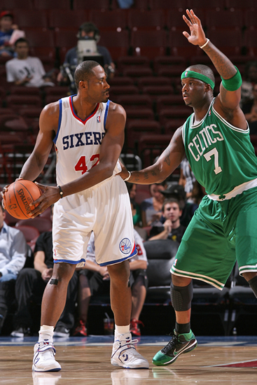 却仍被曼城 却仍被曼城