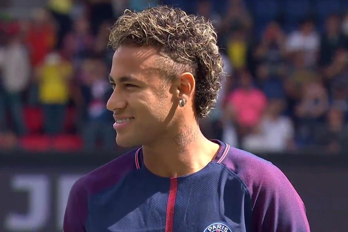 犀利反击仍 犀利反击仍